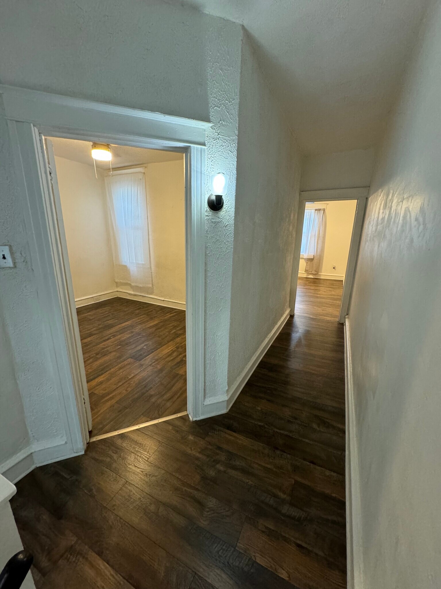 Hallway - 1870 Conlyn St