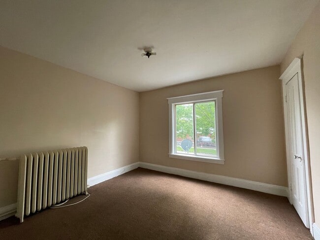 Building Photo - 64-66 Lincoln Ave