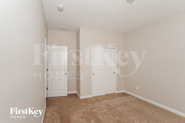 Building Photo - 623 Dulion Dr