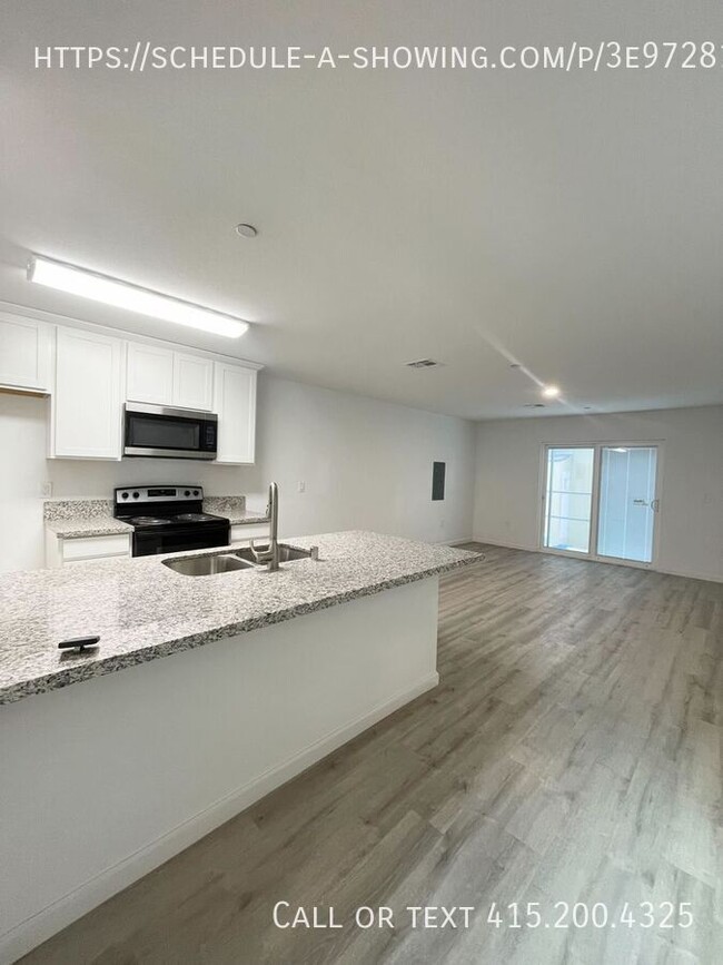 Building Photo - Brand-New 3-Bedroom Home in Gated Communit...