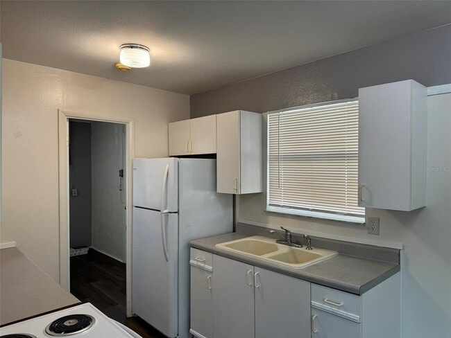 Building Photo - 8289 Cristobal Ave