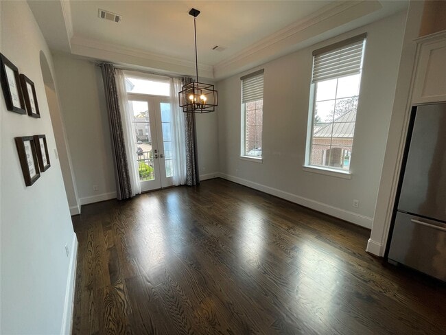 Building Photo - 15622 Broad St