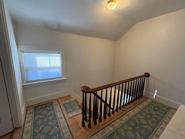 Building Photo - 477 Myers Rd