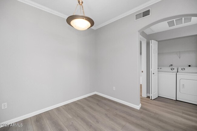 Building Photo - 5335 E Shea Blvd
