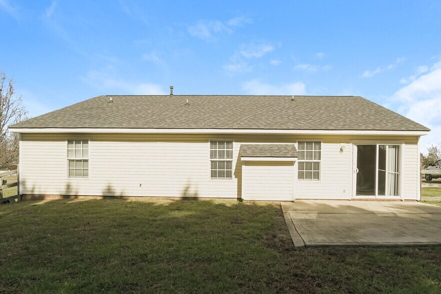 Building Photo - 4087 Counselors Dr