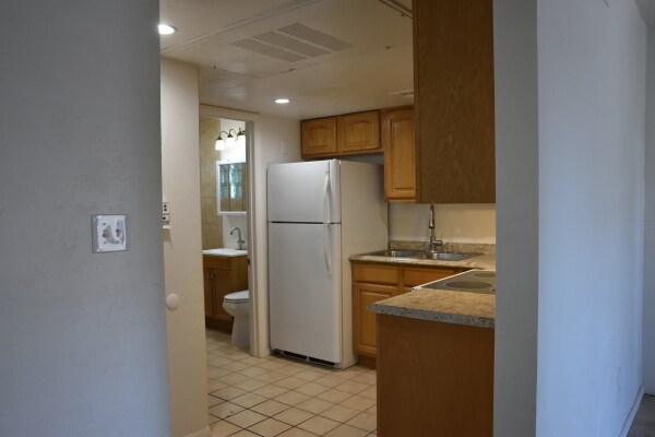 Building Photo - 1514 W Palmer Dr.