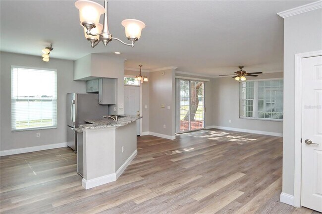 Building Photo - 9088 Lake Chase Island Way