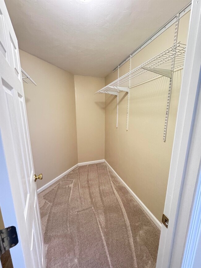 Building Photo - 1125 Mosswood Chase