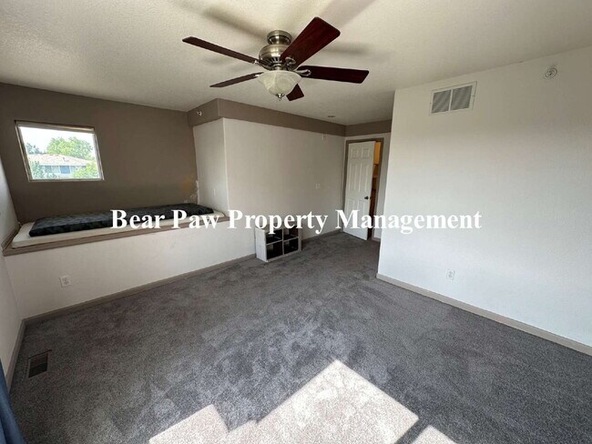 Building Photo - Great Condo in Arvada!!