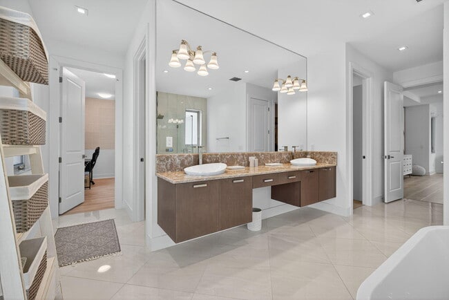 Building Photo - 13480 Machiavelli Way