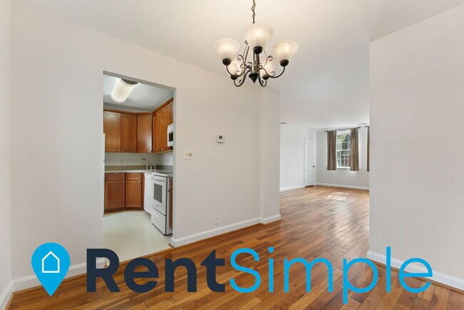 Building Photo - 4212 36th St S