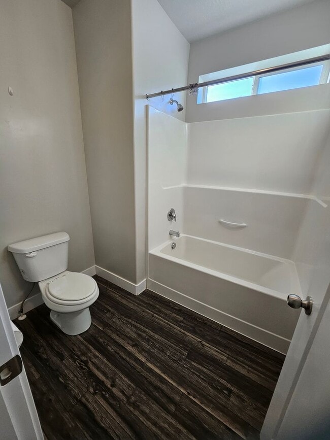 Building Photo - Gillespie