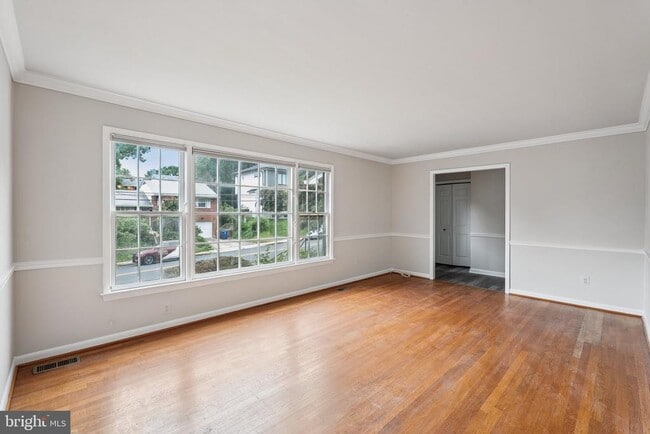 Building Photo - 1208 N Quantico St