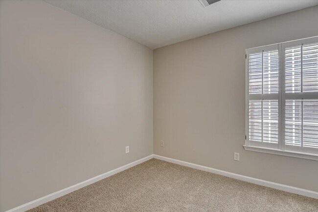 Building Photo - 1348 Wendell Ln