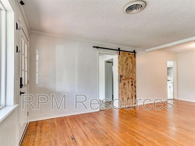 Building Photo - 1705 Carlisle Rd