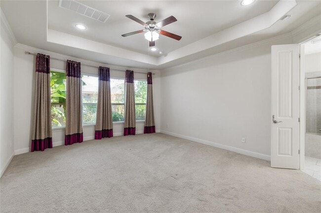 Building Photo - 3014 Paseo de Charros