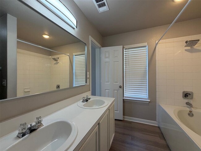 Building Photo - 3312 Alexander Valley Cove