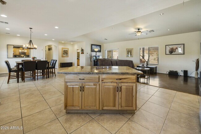Building Photo - 10930 S Banjo Ln