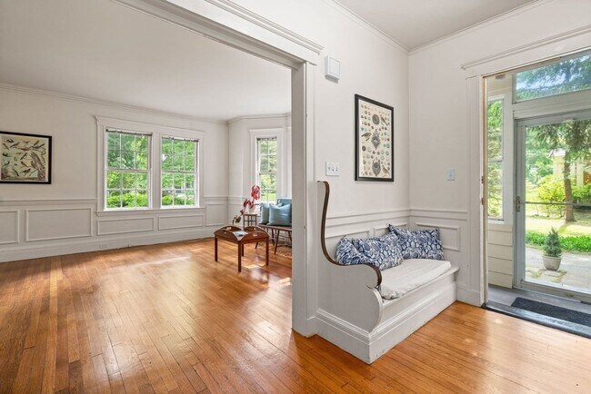 Building Photo - 81 Avalon Rd