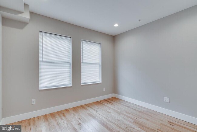 Building Photo - 1436 N Corlies St