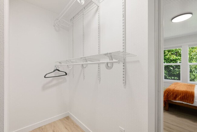 Building Photo - 3413 N 8th St