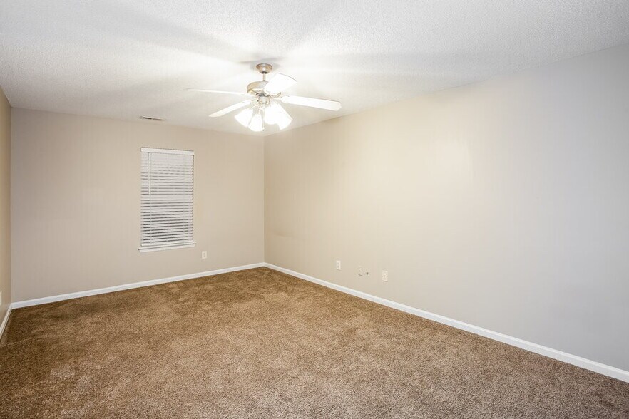 Building Photo - 4112 Margate St SW