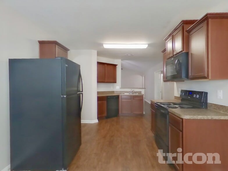 Building Photo - 2417 Regatta Ln