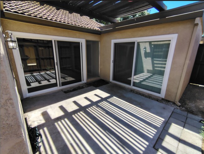 Building Photo - 1005 Sylvan Meadows Dr