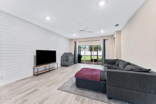 Building Photo - 10206 Powell Creek Ct