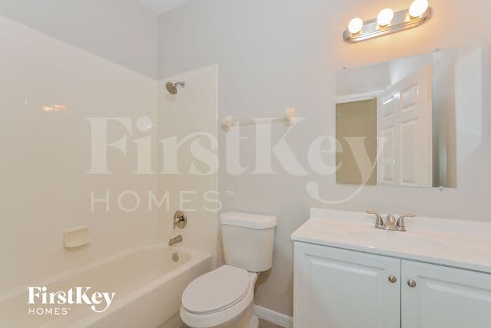 Building Photo - 10020 Savannah Bluff Ln