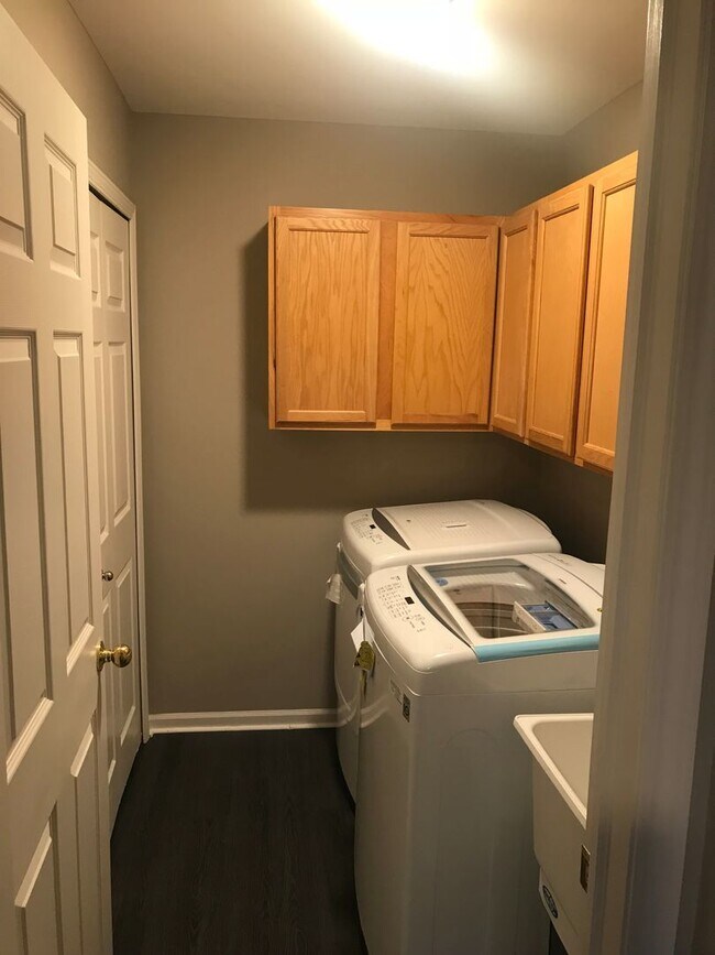 Building Photo - COMING SOON! Charming 2-Bed Home in Commerce –Great schools & Community Pool Access!