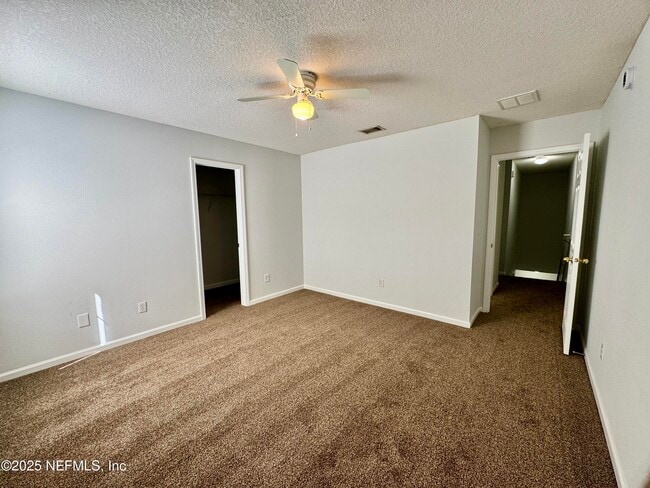 Building Photo - 4815 Playpen Dr