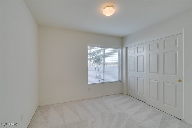 Building Photo - 1682 E Graystone Canyon Ave