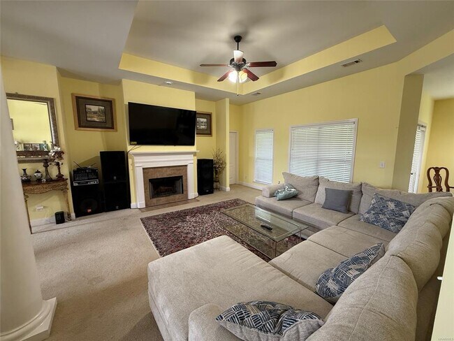 Building Photo - 9832 Helmsley Cir