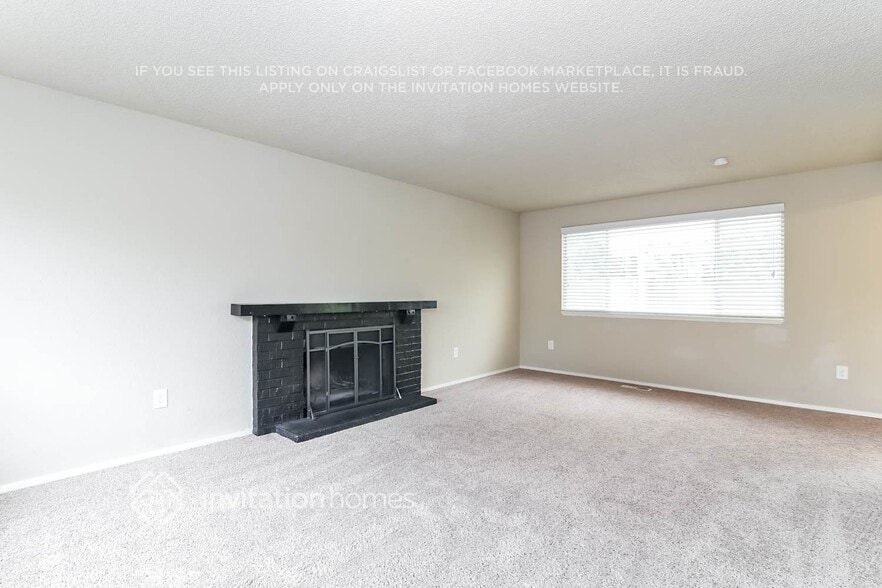 Building Photo - 34811 27th Ave SW