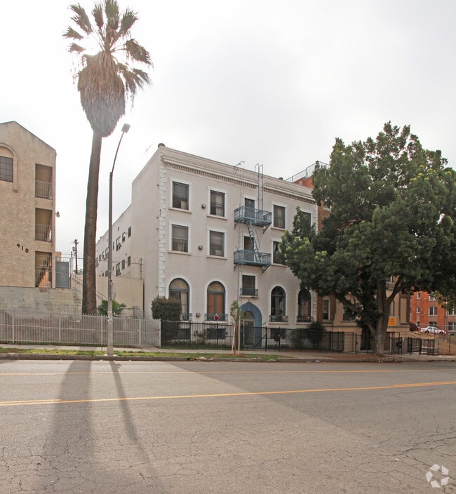 Building Photo - Westland @ Westlake