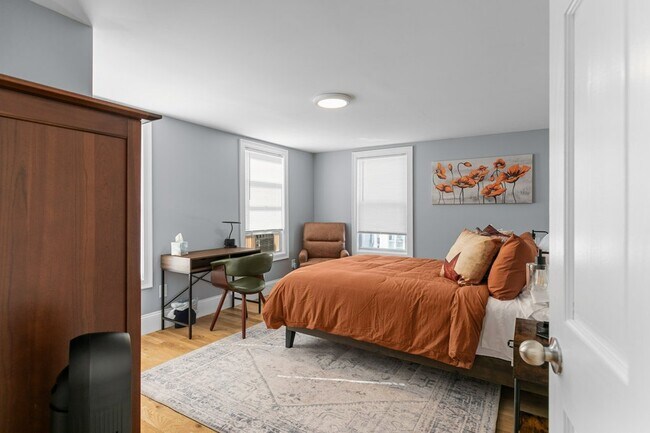 Building Photo - 382 Spring St