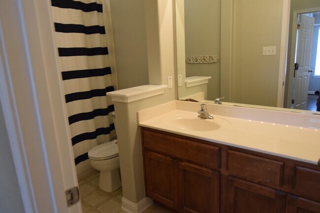 Building Photo - 310 Wildhorse Creek