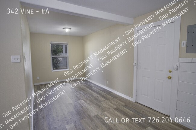 Building Photo - 342 Vine St