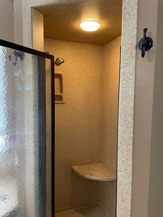 Building Photo - Available Now! No Pets! Beautiful 4 bed/2....