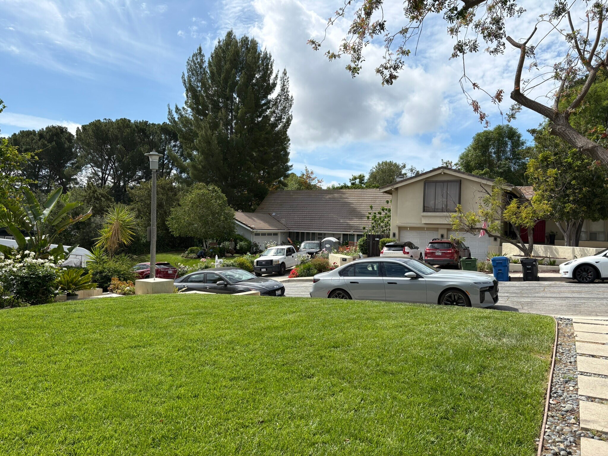 Building Photo - 4236 Ellenita Ave