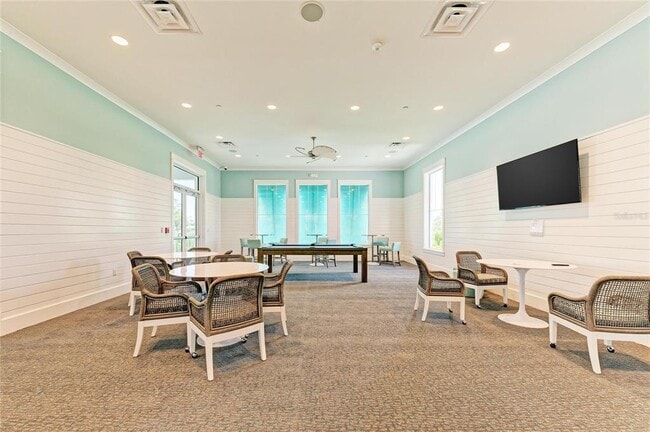 Building Photo - 6629 Fort Pierce Ave