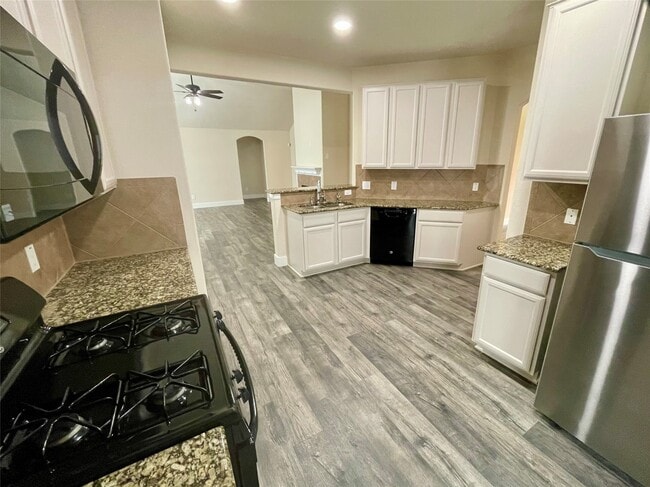 Building Photo - 4903 Spring Showers Ct