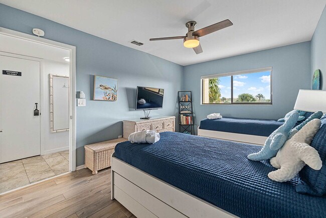 Building Photo - 850-A1A A1A Beach Blvd