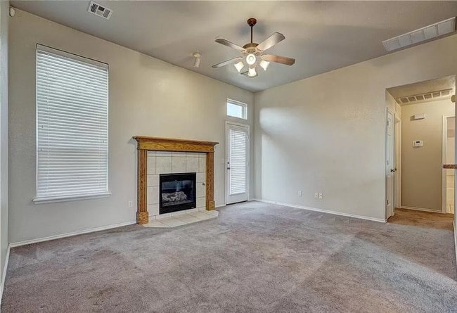 Building Photo - Beautiful 3 Bed 2 Bath in Edmond