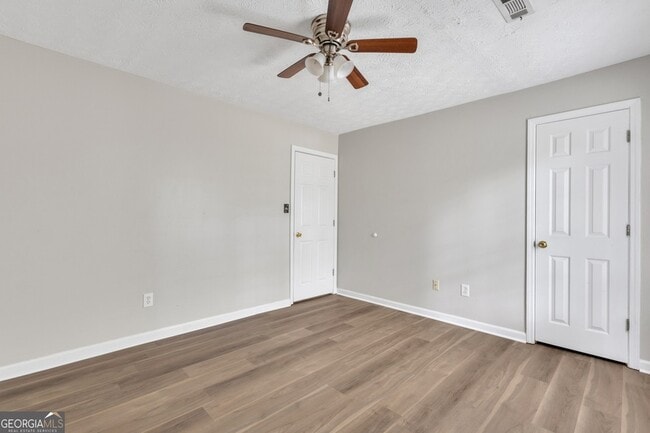 Building Photo - 116 Crofts Corner
