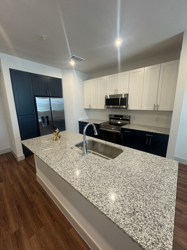 Building Photo - 615 E Foster Crossing Rd