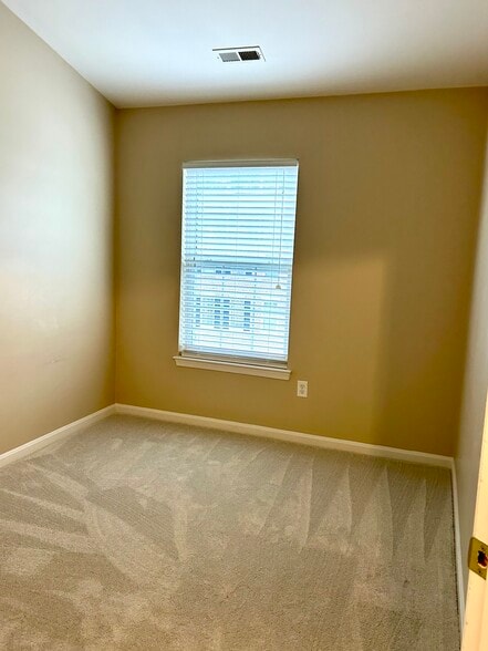 Building Photo - 603 Trout Run Ct