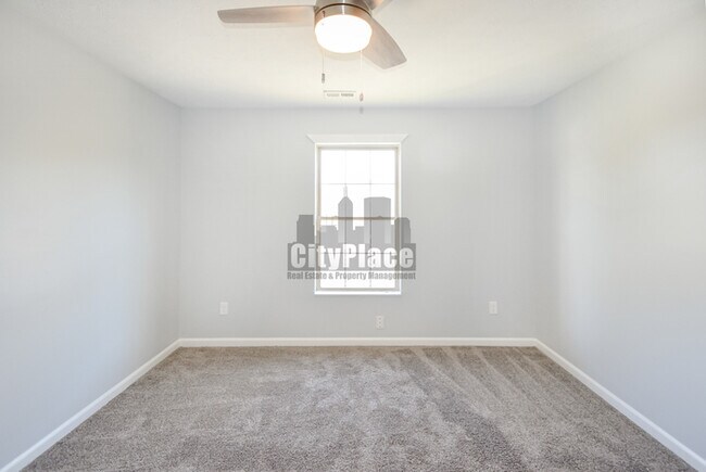 Building Photo - 6677 W Longview Dr