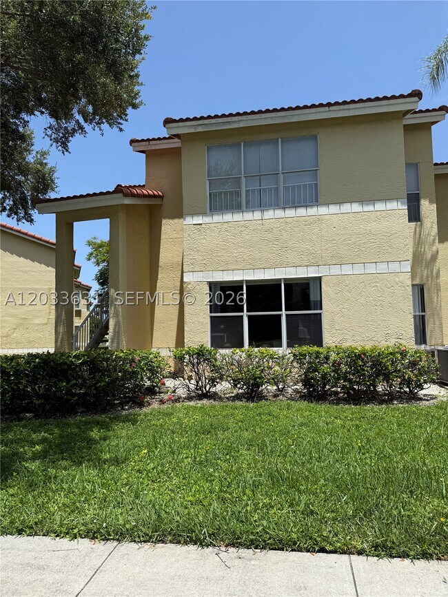 Building Photo - 13060 Vista Isles Dr
